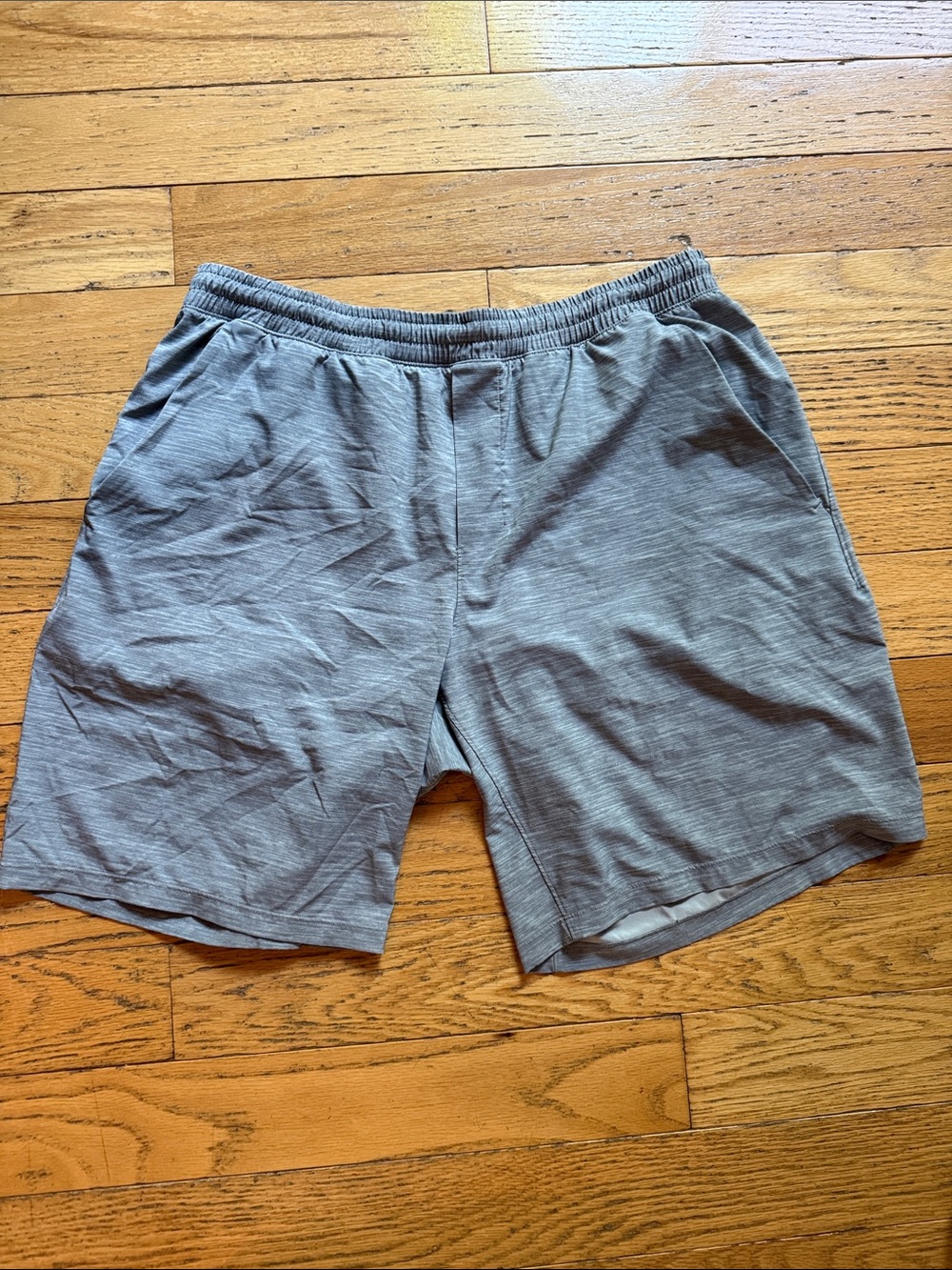 Lululemon Lined Pace Breaker Shorts 9” with Elastic Waist - L - Heather grey